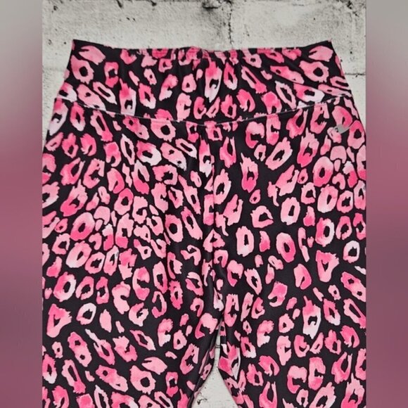 Girl's Junior Athletic Works Performance Leopard Print Pink - Picture 6 of 12
